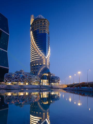 الزوار الأثرياء