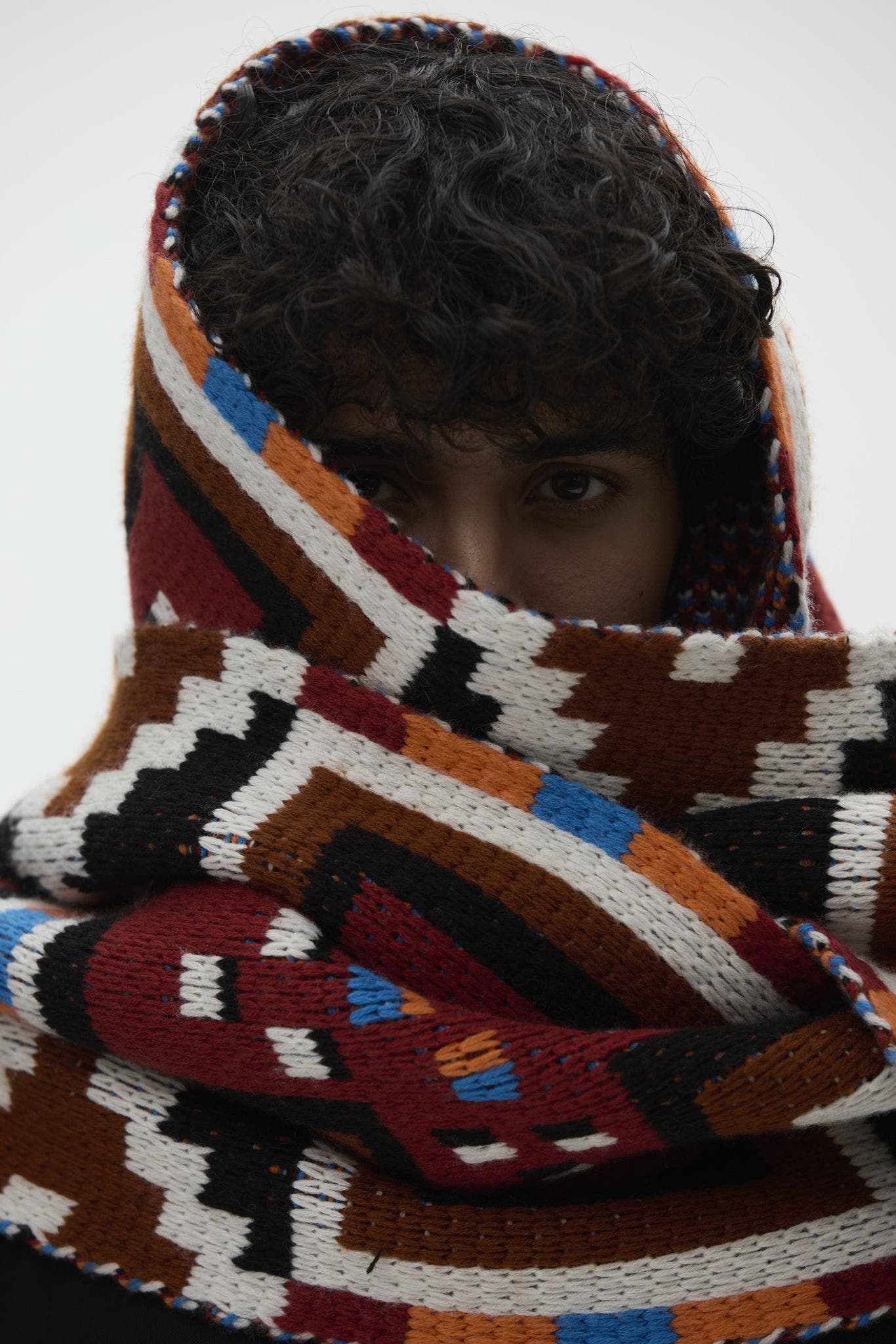 فاشن ترست العربية: خيوط الأثر  احتفاءٌ بمرور 7 أعوام على فاشن ترست العربية