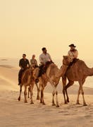 صورة إلى اليسار