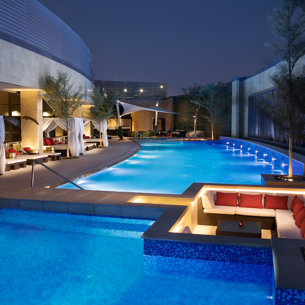 AlRayyan Hotel Doha, Curio Collection by Hilton Qatar Tourism